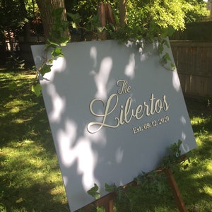 Wood wedding guestbook alternative with personalized name and customizable colors, wedding sign in or home keepsake, family name sign