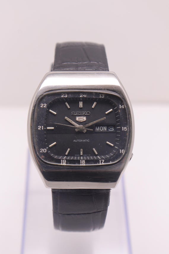 Vintage Seiko 5 Automatic Movement No 6309-523A Japan Made Day Date Men's Wristwatch.