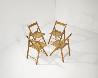 Set aus 4 Wiener Klappstühlen aus Stroh und Holz, Italien, 1970er Jahre, Mid-Century Modern