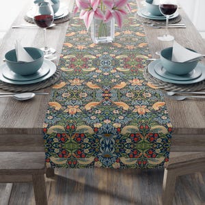 Table Runner, William Morris Strawberry Thief, Dining Room Tablescape, Kitchen Decor, Dining Table Accessory, Home Decor, Gift for Her