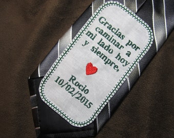 Father of the Bride - Personalized Embroidered Wedding Tie Patch - Spanish Version Shown with Dark Green Writing