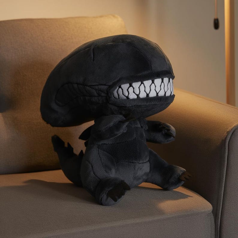 Handmade Xenomorph Plush – Creepy Alien Cosplay Figure, Horror Fan Gift ...