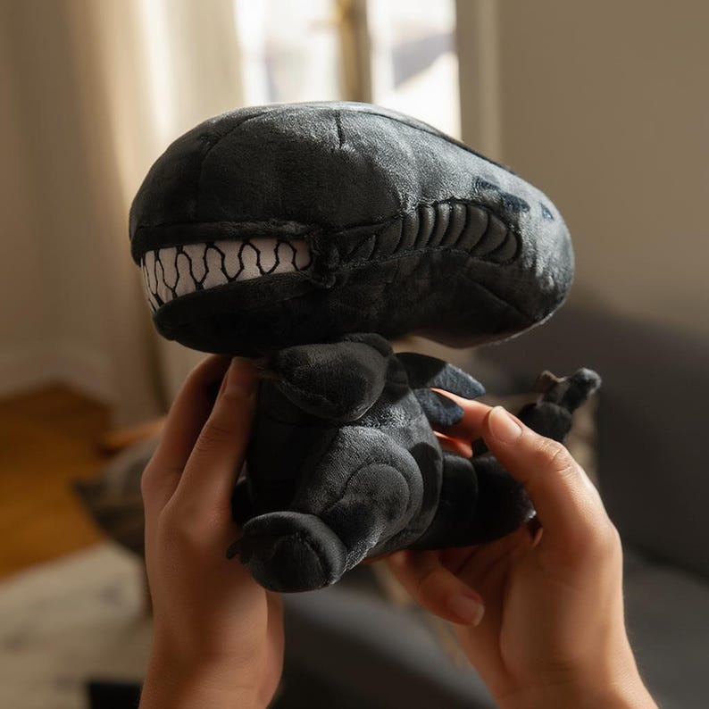 Handmade Xenomorph Plush – Creepy Alien Cosplay Figure, Horror Fan Gift ...