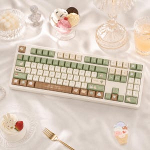 Picnic Party Keycap Set 131 Keys,Cute PBT MOA Keycap for Mechanical Keyboard,Soft Green Kawaii Desk Setup-Gamer Girl Desk Decor-cute keycaps