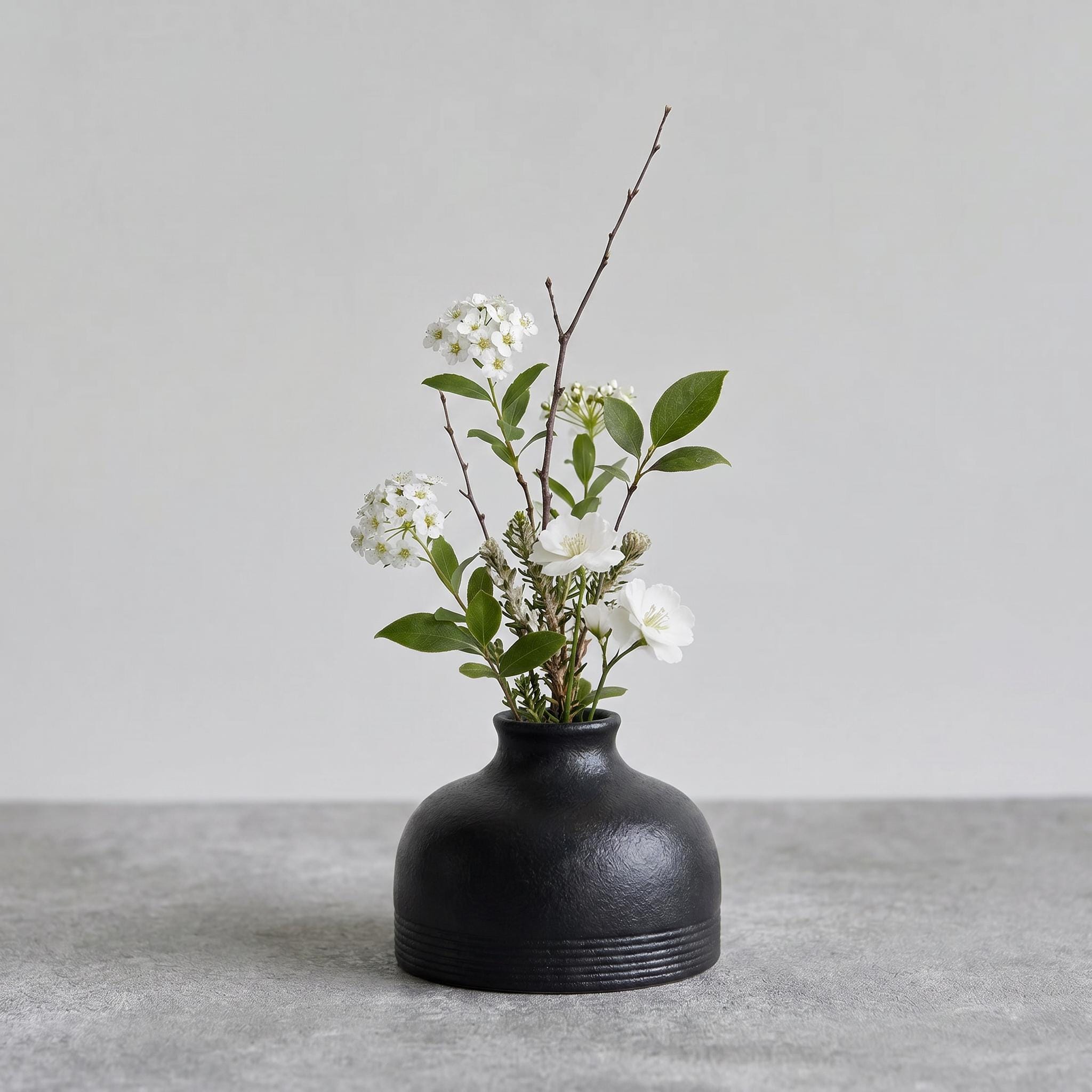 Japanese Flower Vase - Etsy