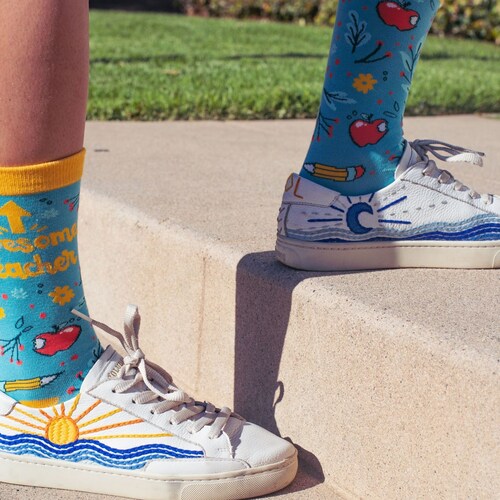 Women's Awesome Teacher Socks, Cool Womens Socks, Funny Socks Women, Floral Socks Mom, Cute Teacher Gifts, Awesome Teacher