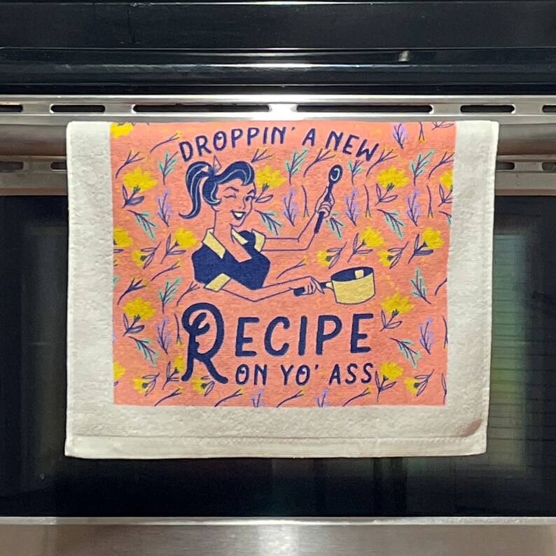 Funny Oven Mitt, Droppin A New Recipe, Retro Lady Design - Thumbnail 3