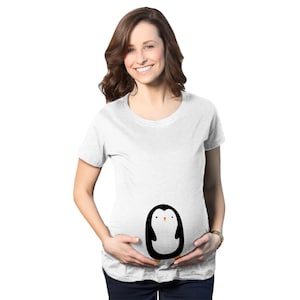 Penguin Maternity Shirt, Animals Pregnancy T Shirt, Gift For New Moms, Momma Penguin Tshirt, Cute Winter Pregnant Shirt