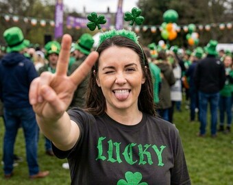 Camiseta de mujer Lucky Clover para el Día de San Patricio, camiseta para fiestas en Irlanda