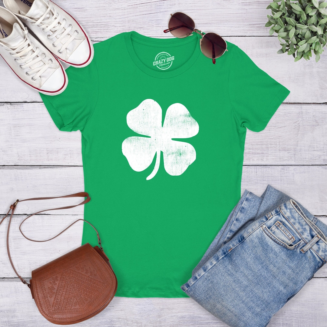 Green Four Leaf Clover St Patricks Day T-shirt - Etsy