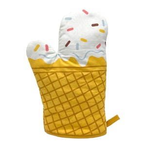 Ice Cream Cone Oven Mitt, Housewarming Gift, Pot Holder, Hostess Gift, Funny Oven Mitts, Baking Gifts, Summer Picnic, Grilling Oven Mitts