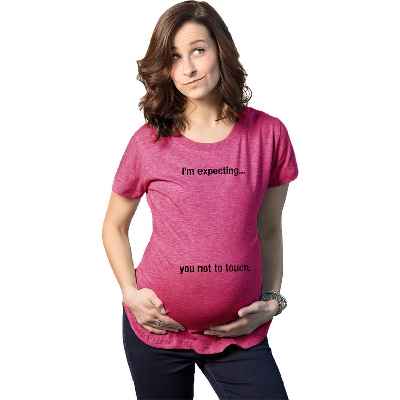 I m expecting. Mockup Tshirt for pregnant. T-Shirt on a Bump.