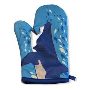 Shark Oven Mitt, Housewarming Gift, Pot Holder, Christmas Gift, Hostess Gift, Funny Oven Mitts, Baking Gifts, Shark Week, Ocean Oven Mitts