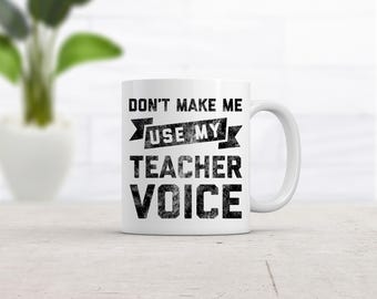 「先生の声を出させないで」コーヒーマグカップ、先生へのギフト