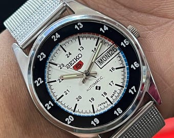 Refurbished vintage seiko white men's wrist watch36mm stainless Steel