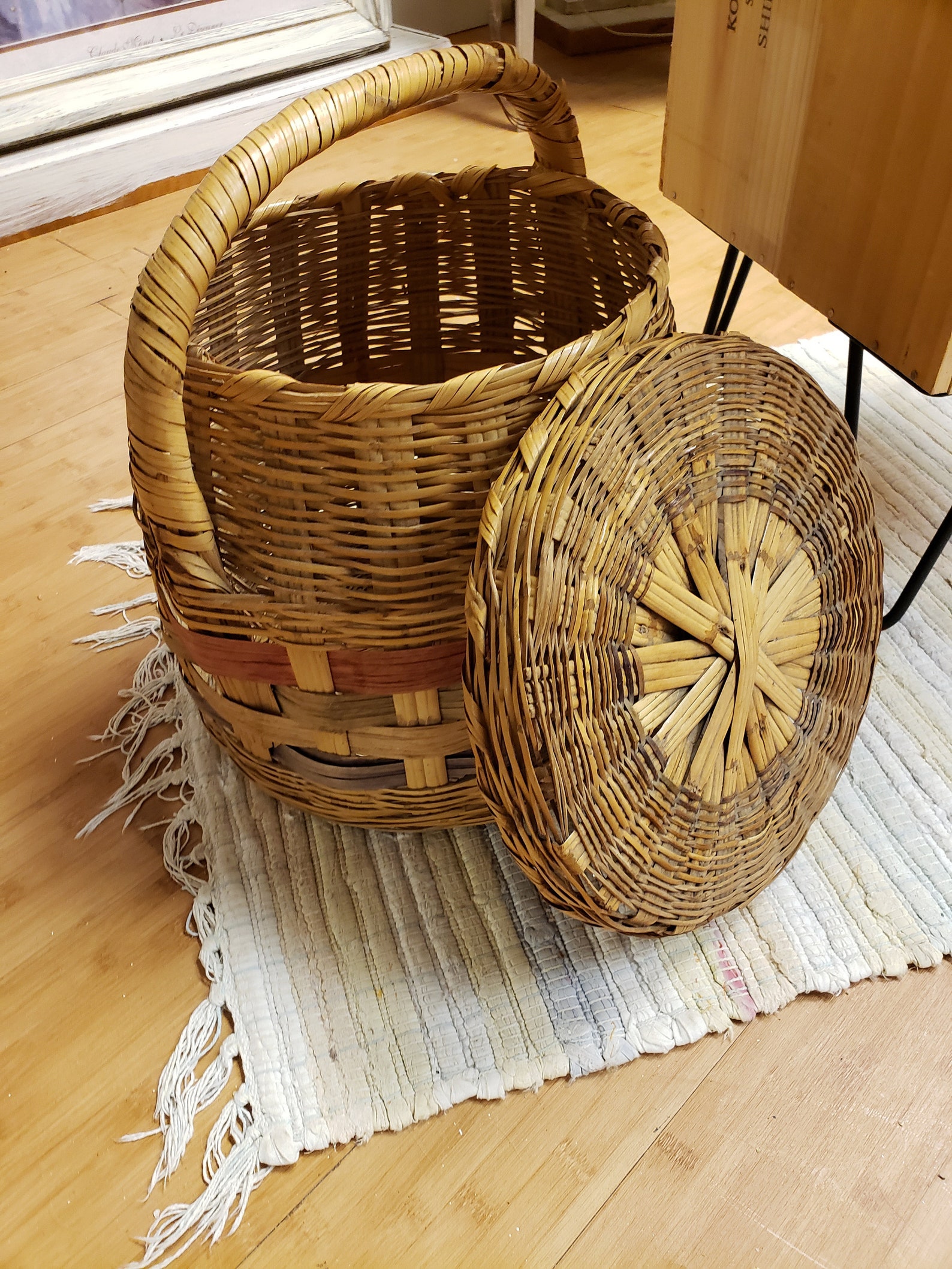 Vintage Woven Basket Handle Lid Shabby Cottage Chic Prairie Etsy