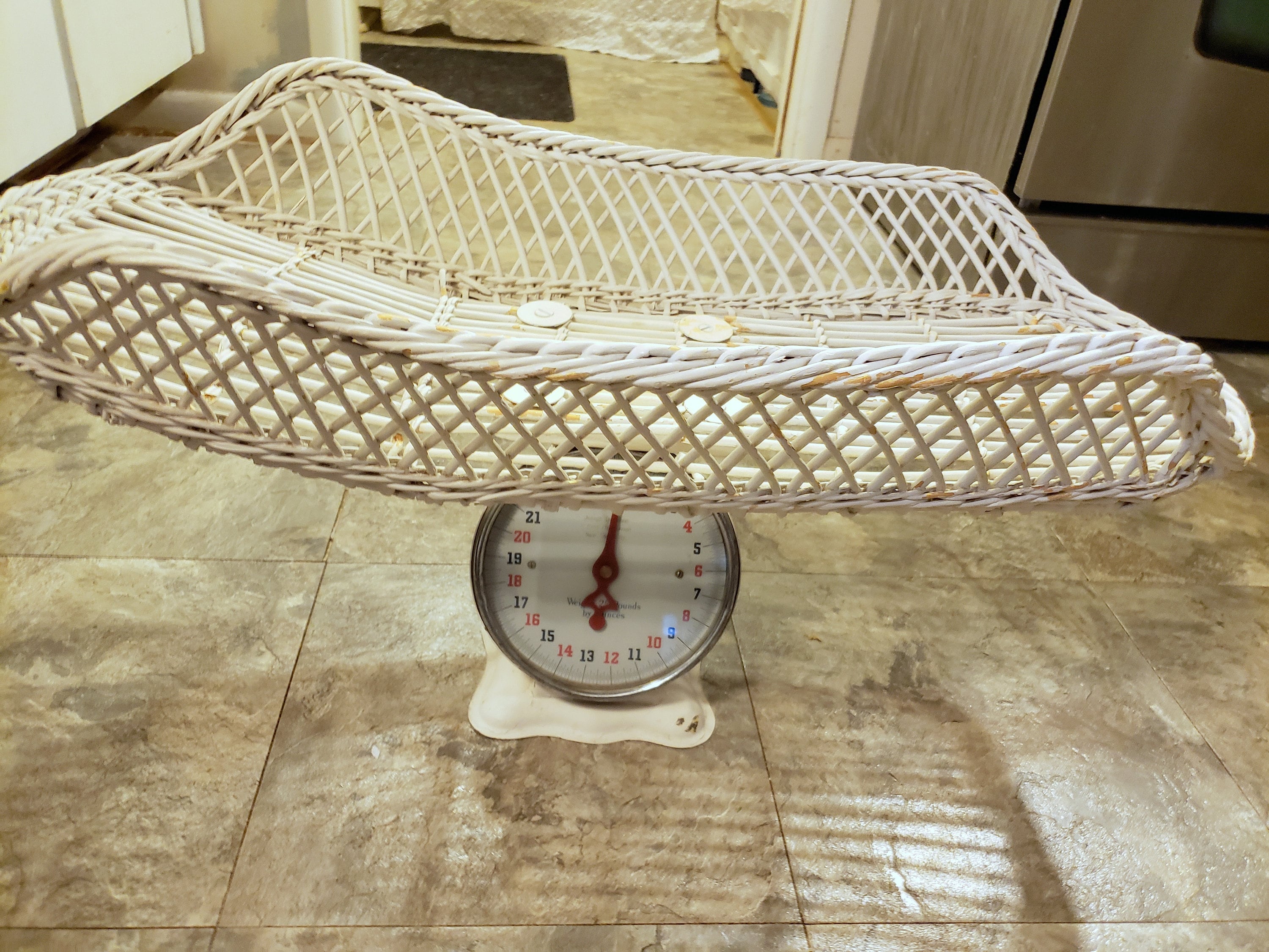 アンティーク　ベビー　スケール　baby scales ヴィンテージ Vintage Baby Scale Rustic Nursery 30 LBS Tested Working