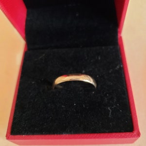 Wedding Band 14 kt Gold Mens Womens Size 10 1/2 Plain Band