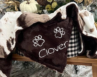 Personalized Brown Sugar Pony dog Blanket, Cow Paw Print Dog Blanket, Paw Puppy Blanket, Personalized Dog Blanket, Western Dog Gift