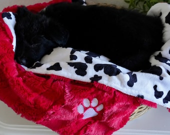 Personalized Cow Print dog Blanket, Paw Print Dog Blanket, Paw Puppy Blanket, Personalized Dog Blanket