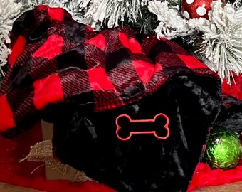 Personalized Pup Blanket, Luxe Cuddle Buffalo Scarlet and Black Blanket, Plaid Paw Print Dog Blanket, Personalized, Xmas Gift for Puppy