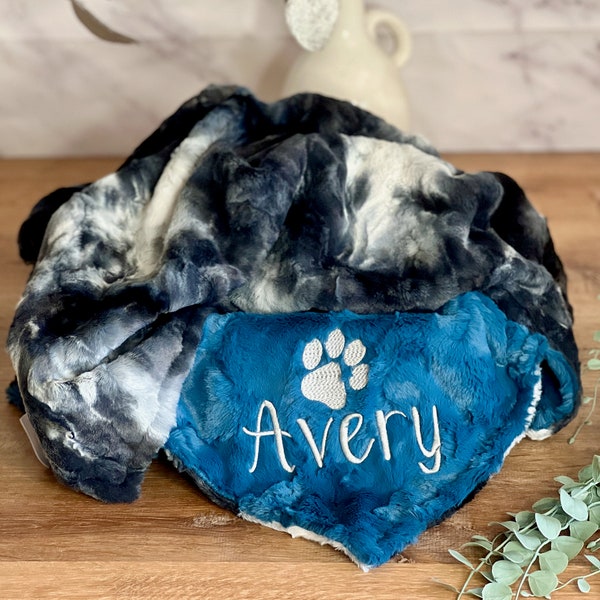 Personalized soapstone Sorbet Print dog Blanket, Paw Print Dog Blanket, Paw Puppy Blanket, Personalized Dog Blanket, Blue New Puppy Gift