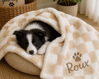 Personalized Dog Blanket | Custom Pet Name Blanket | Embroidered Puppy Throw | Soft Checkered Fleece Dog Blanket | Dog Bed Blanket Pet Gift