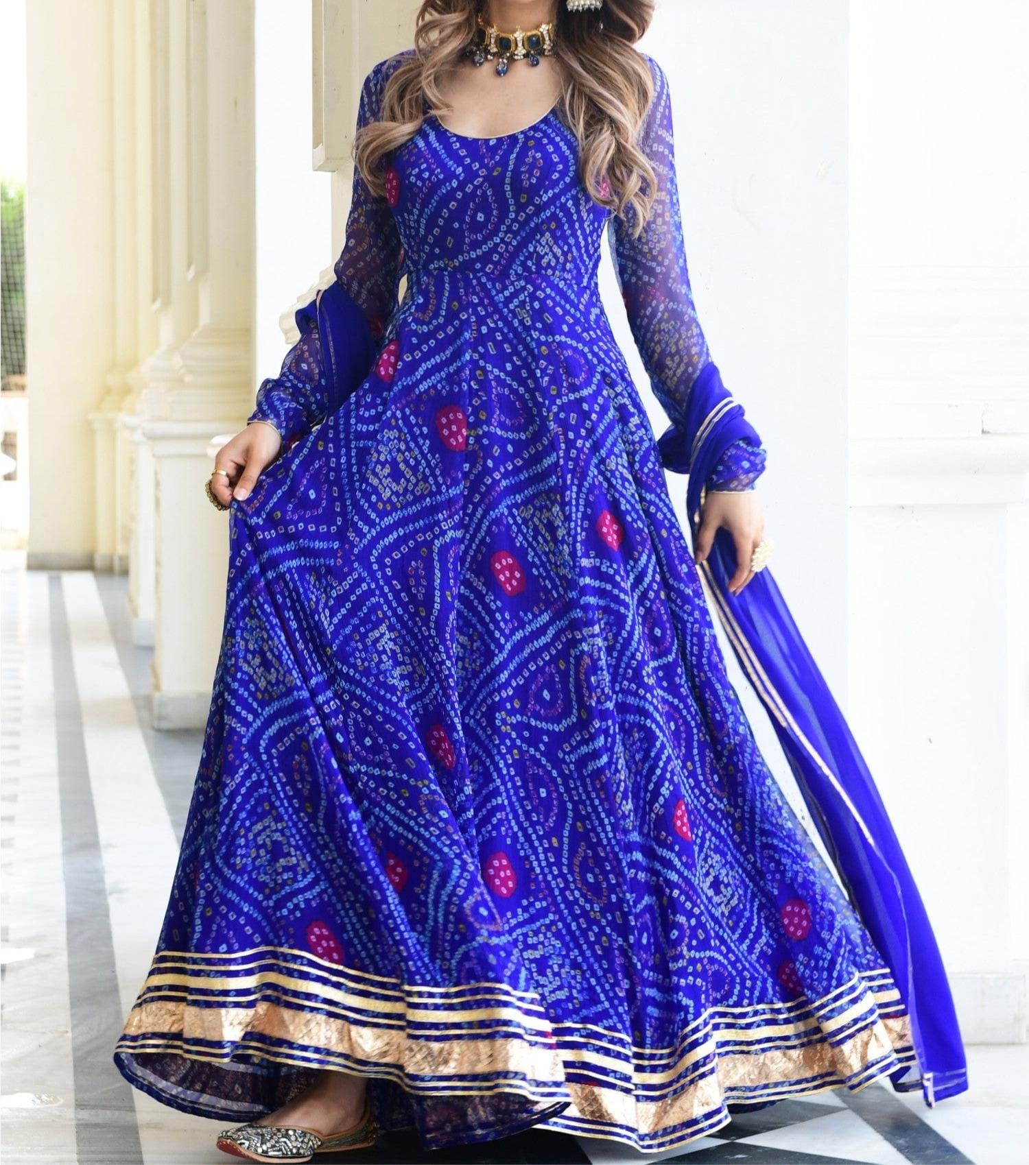 blue chunri dress Buy Pakistani Party Dresses-Embroidered Chunri Suit for Mehndi Party-Pakistani Party Wear