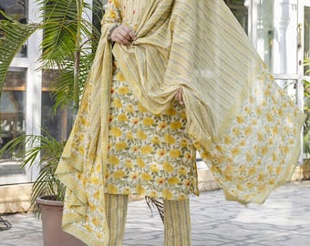Kurta-broek met spiegelwerk met bloemenprint dupatta-set, Indiaas salwar kameez