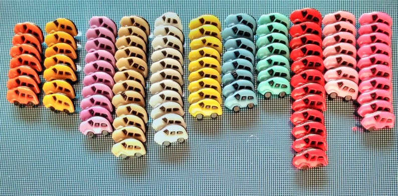 Embellishments 5 x Plastic Faceted CAR BUTTONS Sewing Buttons Scrapbooking.