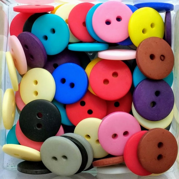 LeMSKoR Assorties 15mm, 18mm, 20mm, 25mm, 30mm Shine, Matte Round Two Holes Buttons Rasin