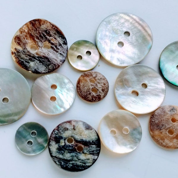 Natural Pearl 2-Hole Agoya Shell Buttons 11,5mm, 15mm, 18mm, 20mm