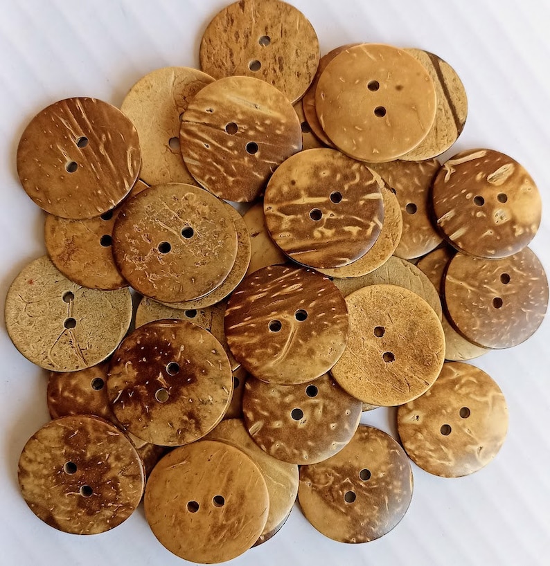 Natural sewing, craft coconut shell buttons 11.5mm, 15mm, 20mm, 25mm, 30mm, 34mm, 38mm, 44 mm. 30mm light x 5