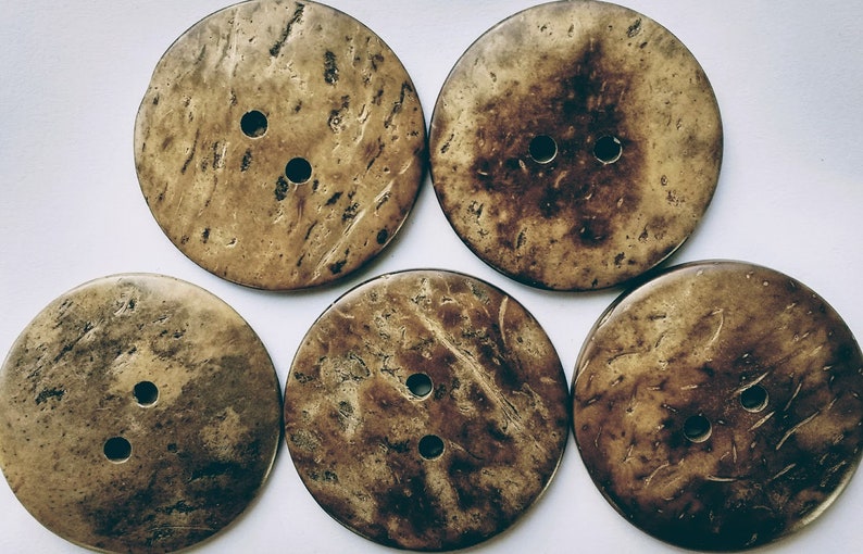 Natural sewing, craft coconut shell buttons 11.5mm, 15mm, 20mm, 25mm, 30mm, 34mm, 38mm, 44 mm. 38mm light x 3