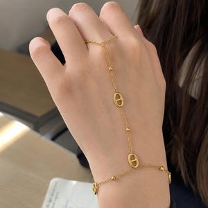 Bracelet de main doigt Acier Inoxydable maille marine petites perles Doré|Chaîne de Main doigt Minimaliste|Bijou Cadeau Main Doigt Femme ado