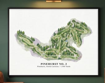 Może przedstawiać: Oprawiony poziomy wydruk ścienny przedstawiający szczegółową akwarelową mapę pola golfowego Pinehurst No. 2 w Karolinie Północnej, z tekstem Pinehurst No. 2, Pinehurst, North Carolina / 7588 jardów wydrukowanym pod układem pola.