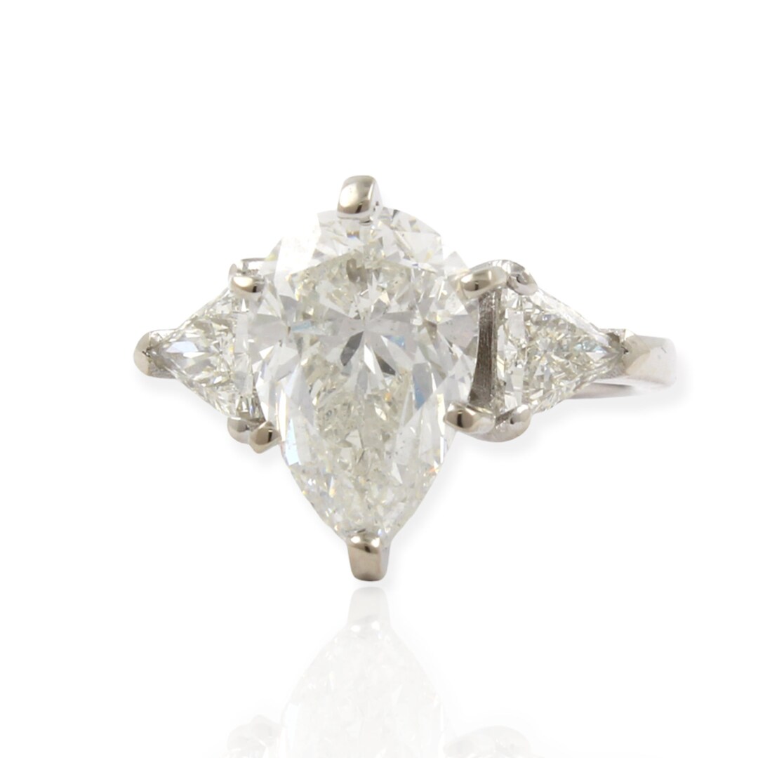 Pear Cut Diamond Engagement Ring - Etsy