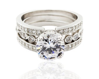 Round Cut Diamond Bridal Set in 18k White Gold