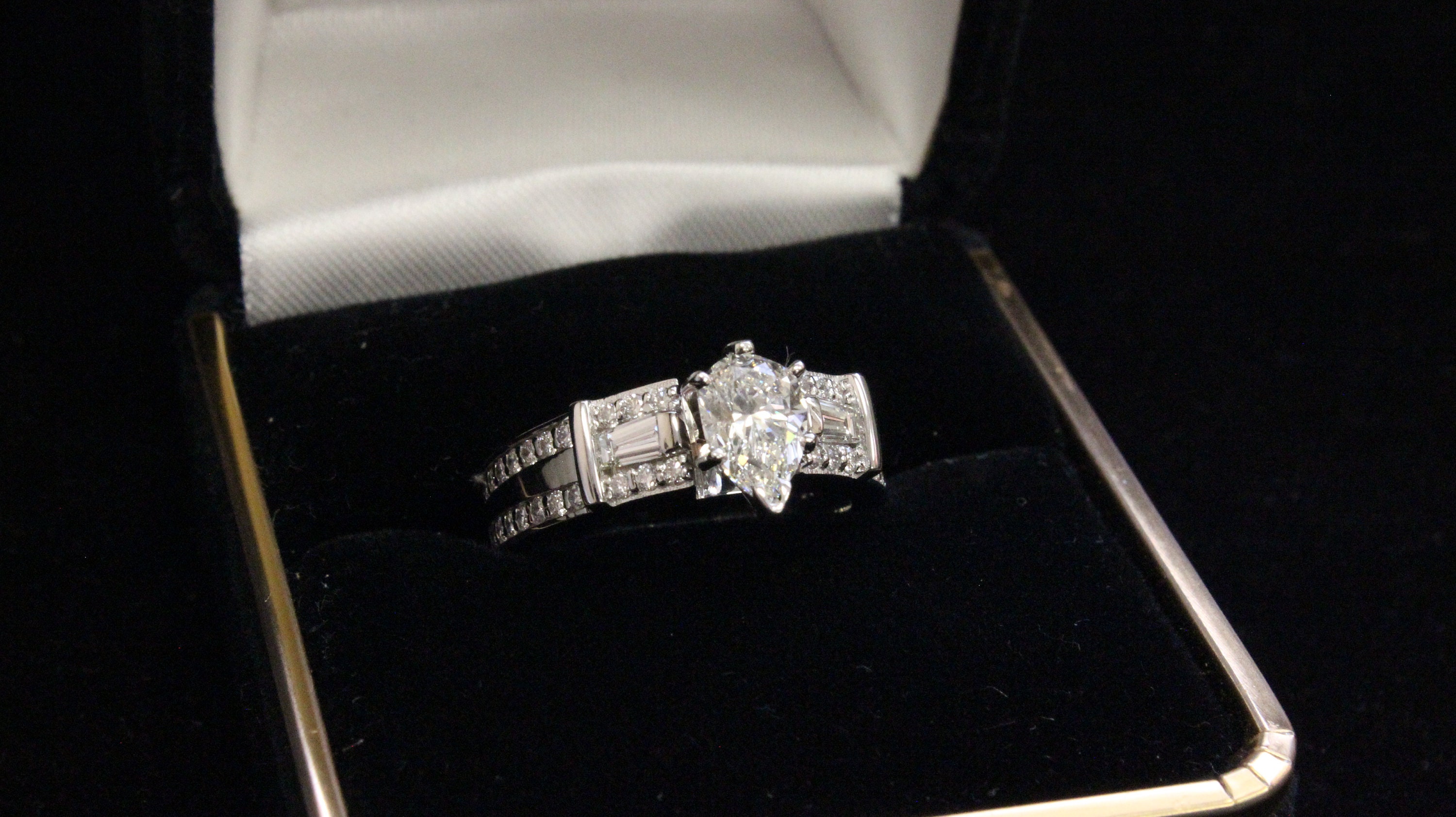 Pear Cut Diamond Engagement Ring - Etsy