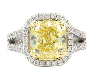 Gorgeous Fancy Yellow Diamond Engagement Ring