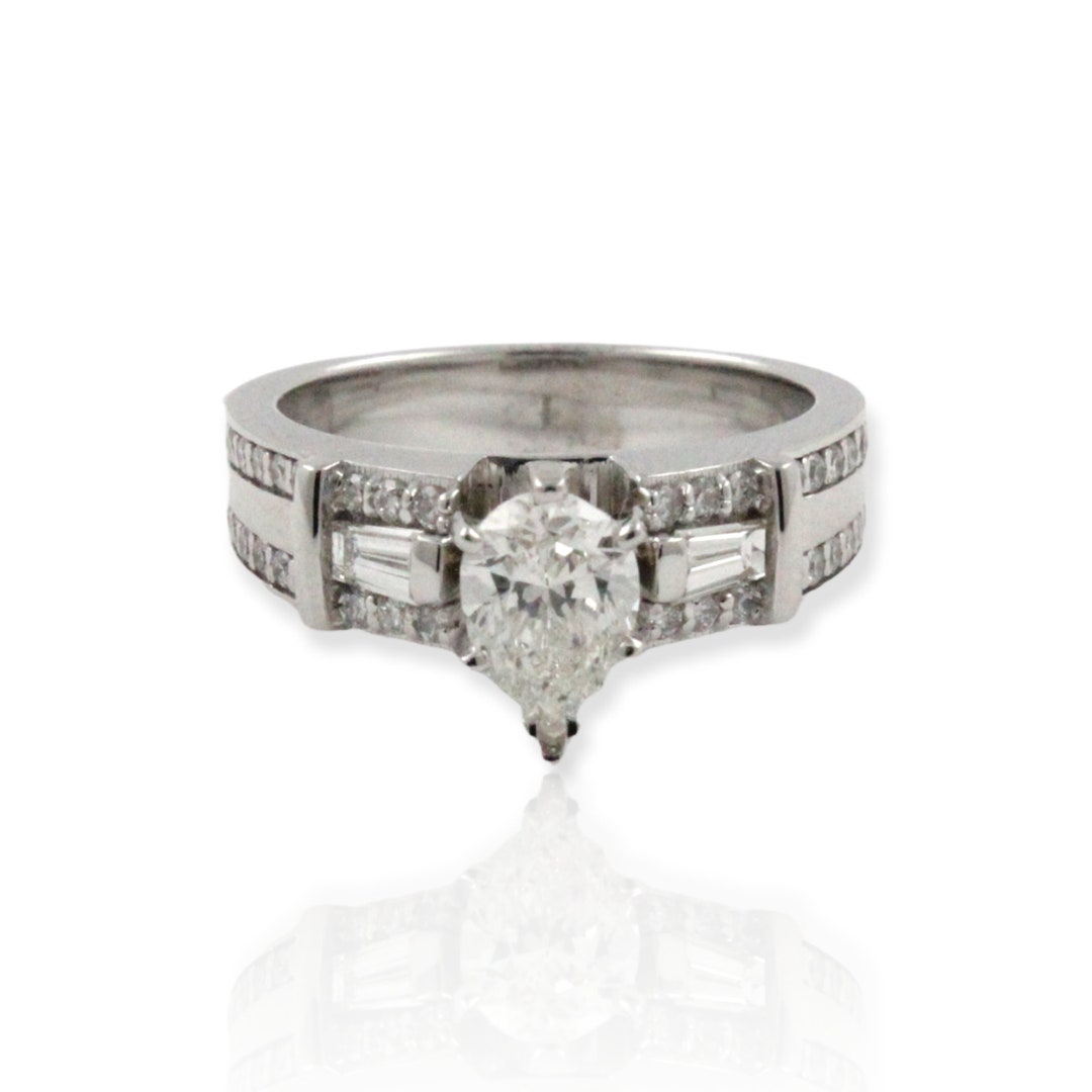 Pear Cut Diamond Engagement Ring - Etsy