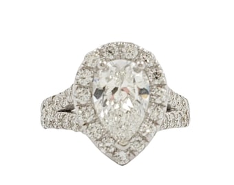 Stunning Pear Cut Diamond Engagement Ring