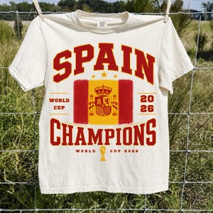 Image PNG vintage de l'Espagne championne du monde 2026, design Espagne, sublimation rétro pour supporters de football espagnol, téléchargement numérique de t-shirt champion d'Espagne