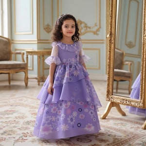 Robe Princesse Isabella Encanto – Violette, Jupe Volumineuse, Accessoires Inclus – Déguisement Enfant