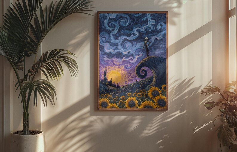 K&ouml;nnte beinhalten: Ein rechteckiger Wandkunstdruck in einem Holzrahmen mit einem stilisierten Gem&auml;lde einer gro&szlig;en, schlanken Figur, die auf einem spiralf&ouml;rmigen H&uuml;gel unter einem wirbelnden blauen und violetten Nachthimmel mit einem gro&szlig;en gelben Mond steht.