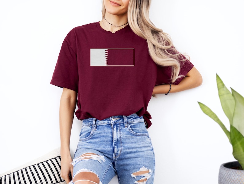 Camiseta de fútbol Qatar #11 con estampado a doble cara, diseño estilo camiseta de homenaje al fútbol, camiseta unisex informal inspirada en el Mundial de EE. UU. 2026. imagen 4