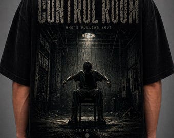 Camiseta gráfica surrealista oscura, camisa urbana extragrande para sala de control.