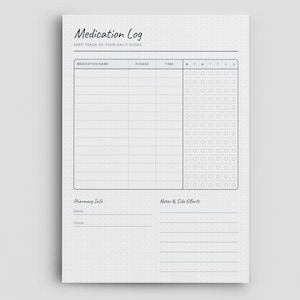 Op de afbeelding: Een wit medicatielogboek met een gestippelde achtergrond. De titel "Medication Log" staat bovenaan, met de ondertitel "KEEP TRACK OF YOUR DAILY DOSES". Het journaal bevat secties voor medicatienaam, dosering, tijd en een wekelijkse tracker.