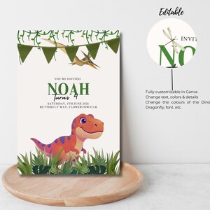 Könnte beinhalten: Eine Geburtstagseinladung mit einem Cartoon-Dinosaurier in Orange und Lila, mit grünem Laub am unteren Rand. Die Einladung lautet "NOAH wird 4" mit Datum und Ort. Das Design ist in Canva editierbar.