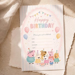 Könnte beinhalten: Eine pastellfarbene Geburtstagseinladung mit dem Schriftzug "Happy Birthday". Die Einladung zeigt Ballons, einen dekorativen Rahmen und Cartoon-Figuren. Es gibt Platz für Datum, Uhrzeit, Ort und RSVP-Informationen. Geeignet für Kindergeburtstage.